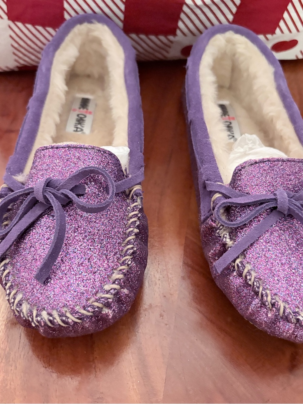 Minnetonka Purple Glitter Moccasin Slippers with Cream Plush Lining